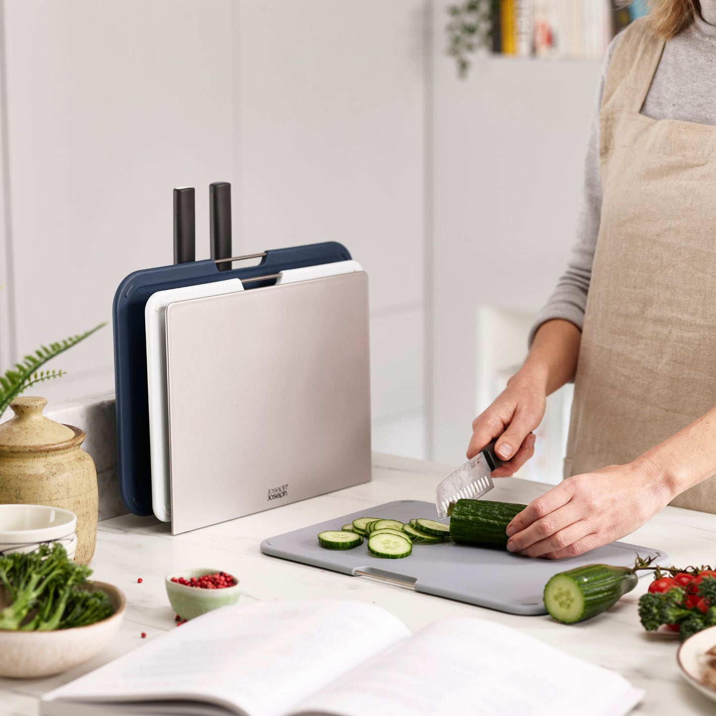 Nest™ Boards Plus 6-piece Knife & Chopping Board Set