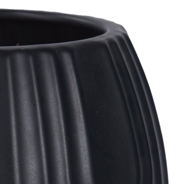 Ceramic Vase – Matte Black 21cm(H)x22cm(W)