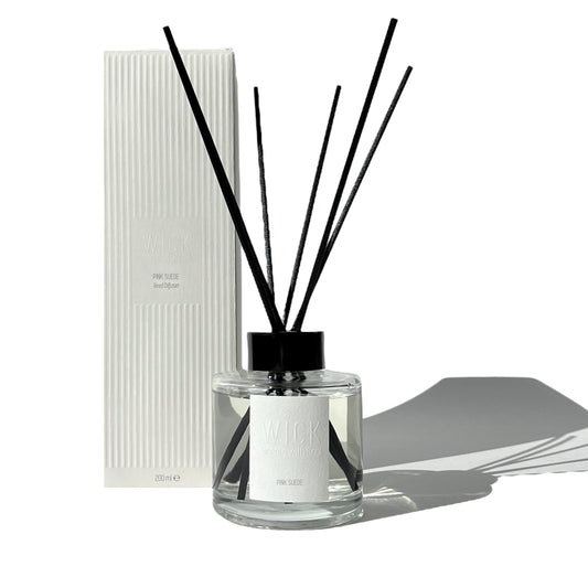 Reed Diffuser Pink Suede 200 ml